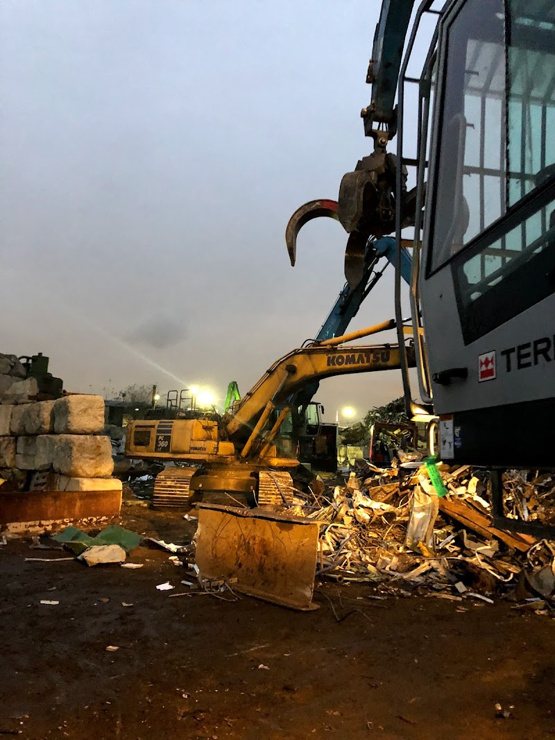 TNT Scrap Metal recycling center in New York City, NY - View of facility